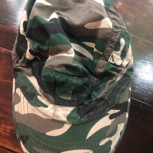 10/$20 CONCEPT ONE CAMO HAT - Picture 8 of 9